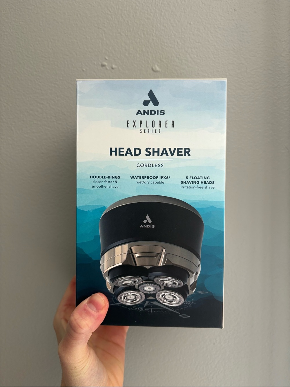 Andis Head Shaver in Black and Silver